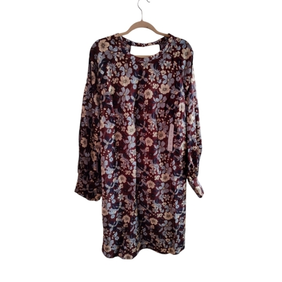 NWT Long Sleeve Satin Mini Dress by Future Collective with Reese Blutstein 4X ⭐ - Picture 5 of 12